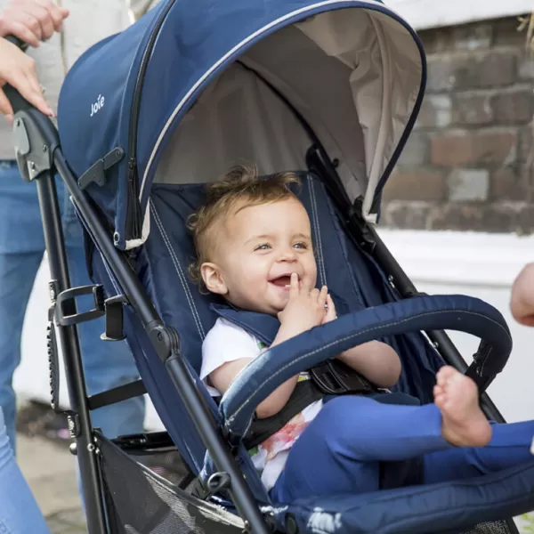 Joie Brisk™ LX